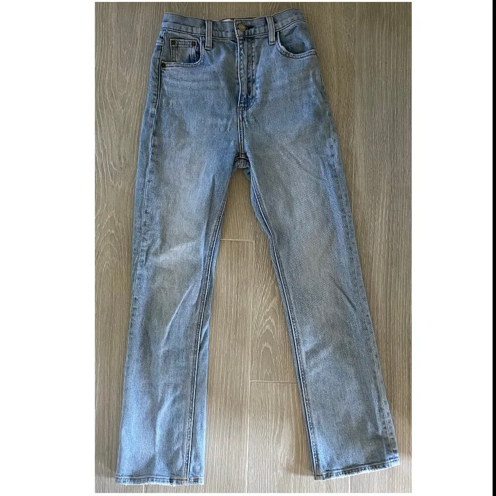 Aritzia Denim Forum The Bailey High Rise Boot Jeans - Picture 5 of 9
